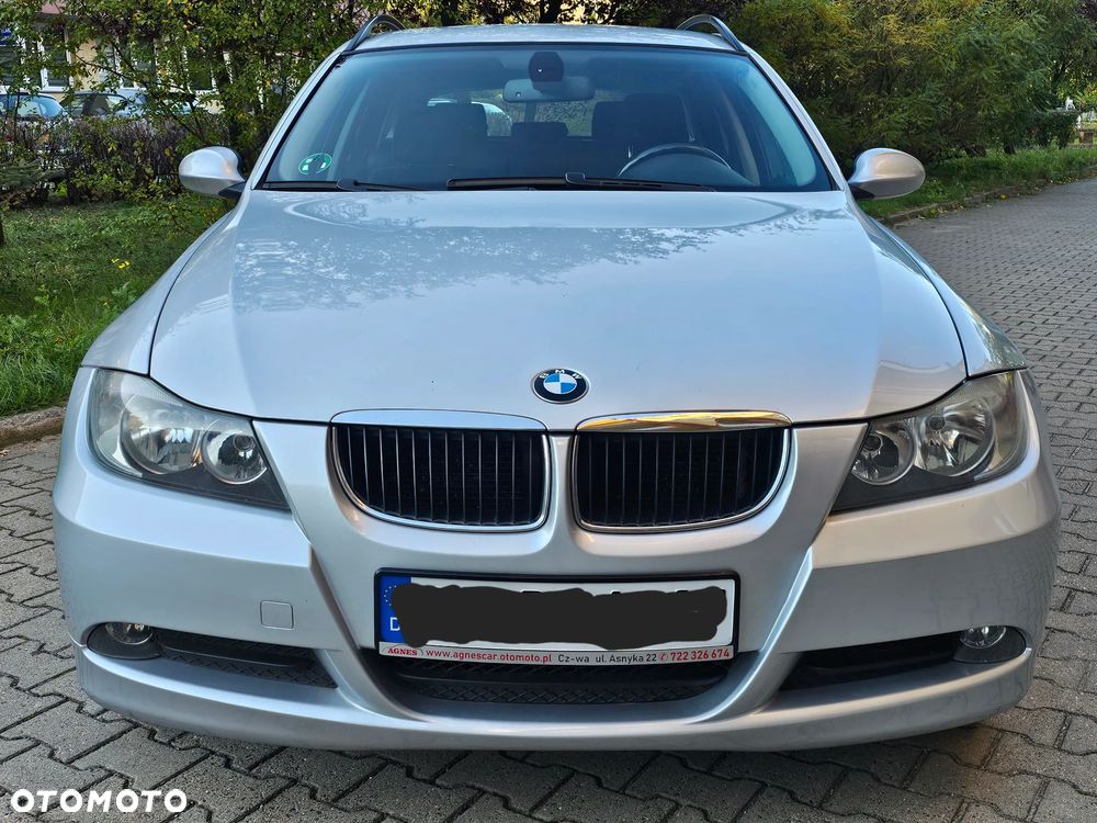 BMW Seria 3 318i - 10