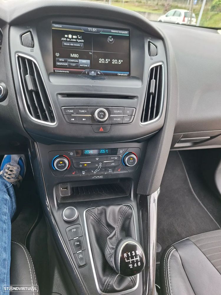 Ford Focus SW 1.5 TDCi Titanium - 9