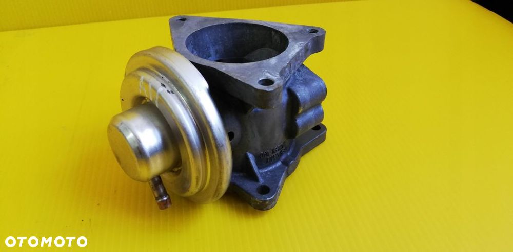Zawór EGR 038131501AN 1,9TDI 2,0 BKD BXE BKP BKC - 1