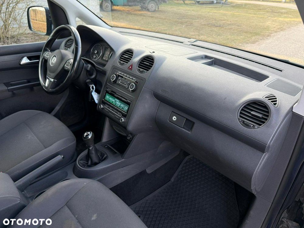 Volkswagen Caddy - 9