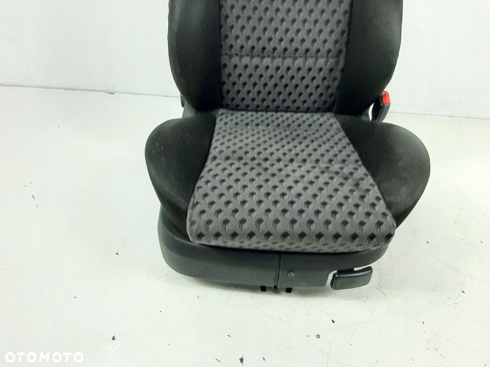 SEAT LEON I 1.9TDI 00R FOTEL PRAWY PASAZERA - 5