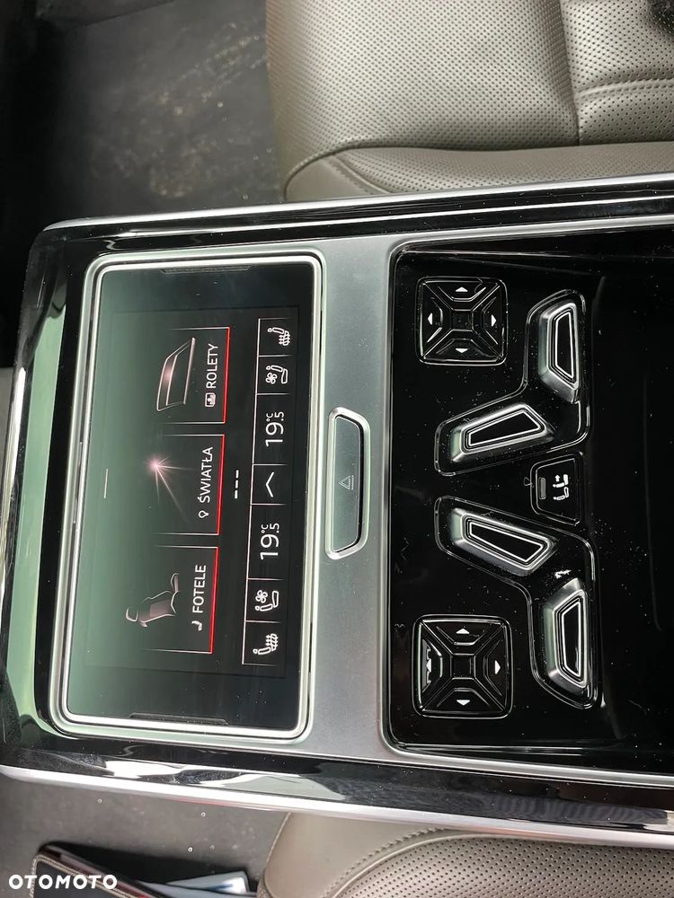 Audi A8 L 55 TFSI quattro tiptronic - 33