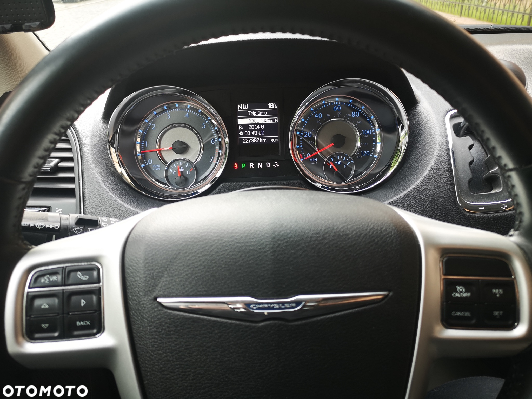 Chrysler Town & Country 3.6 Touring - 22