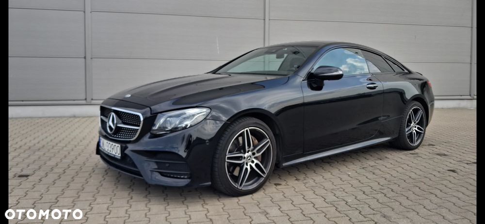 Mercedes-Benz Klasa E 220 d 4Matic 9G-TRONIC AMG Line - 1