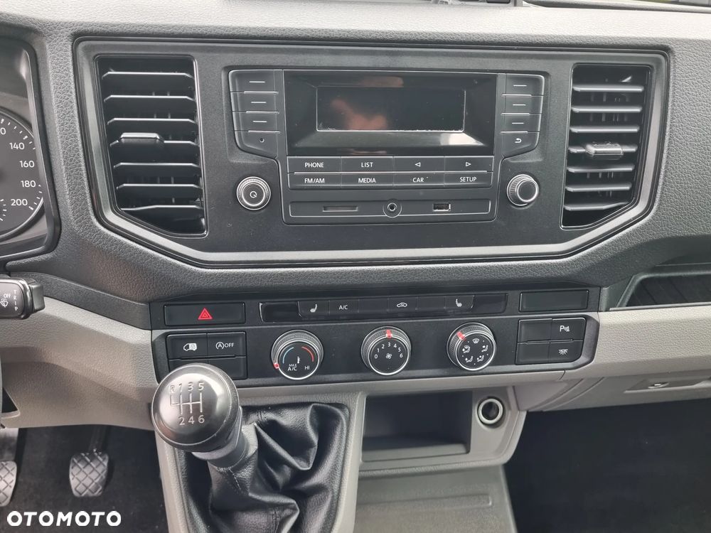 Volkswagen Crafter - 17