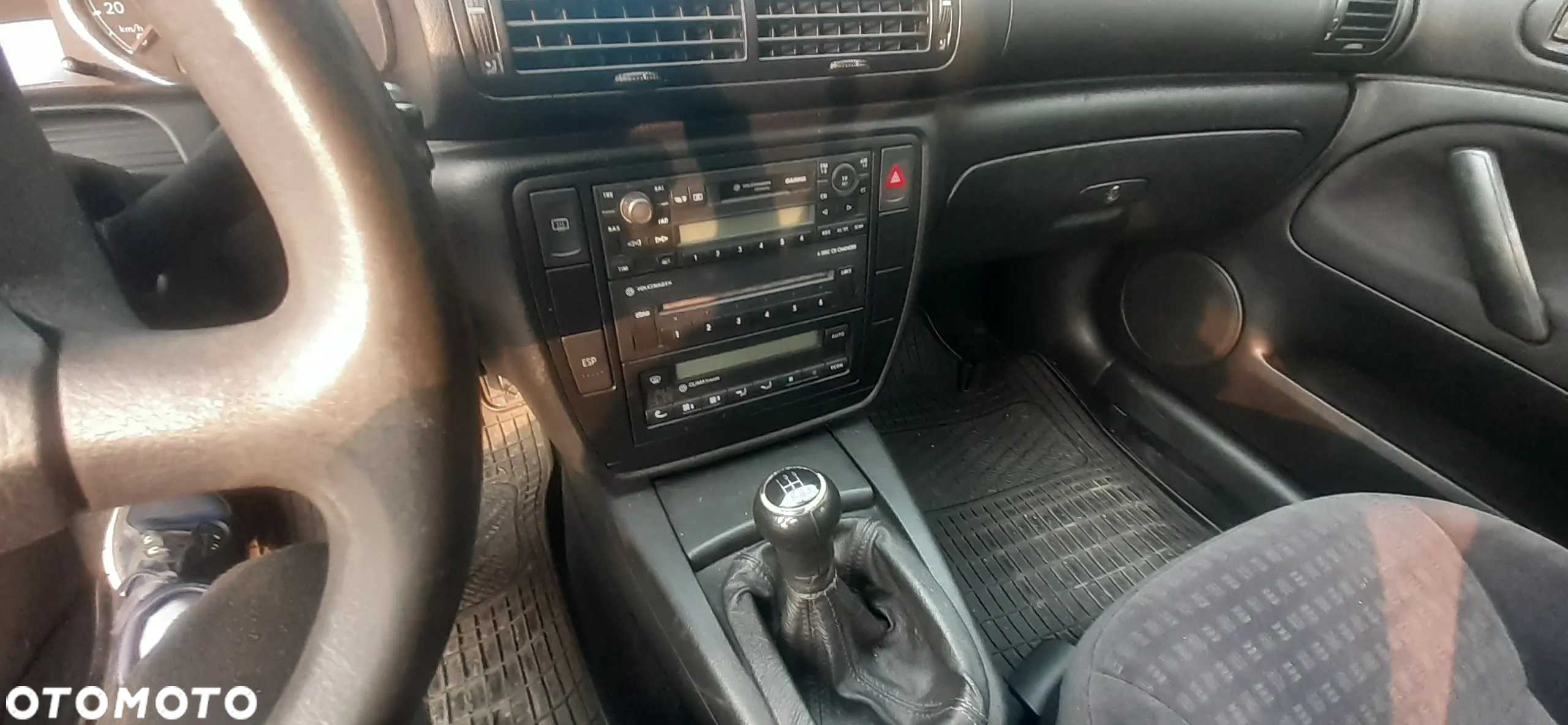 Volkswagen Passat 1.8T Comfortline - 13