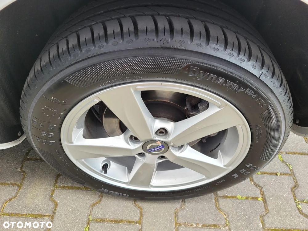 Volvo V40 - 23