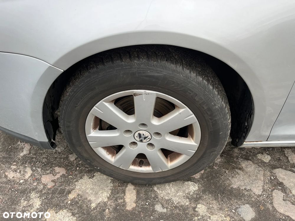 Volkswagen Golf - 21