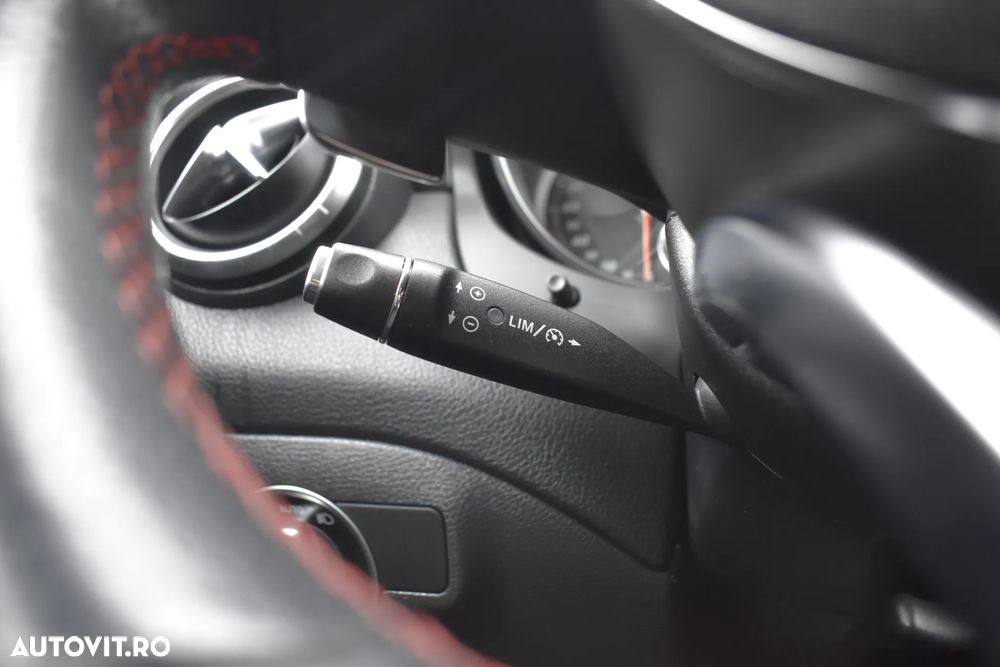 Mercedes-Benz CLA - 37