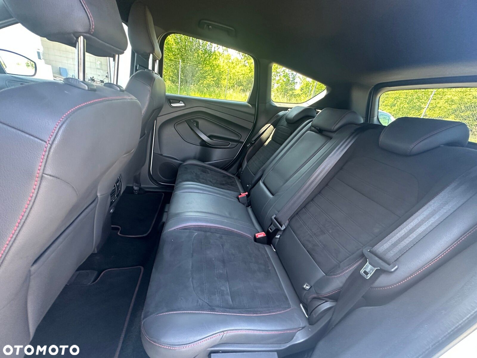 Ford Kuga 1.5 EcoBoost FWD ST-Line ASS GPF - 17