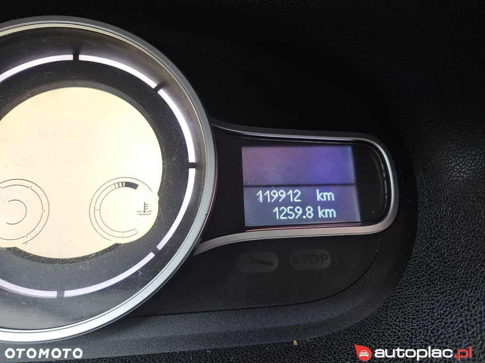 Renault Megane 1.5 dCi Emotion - 8