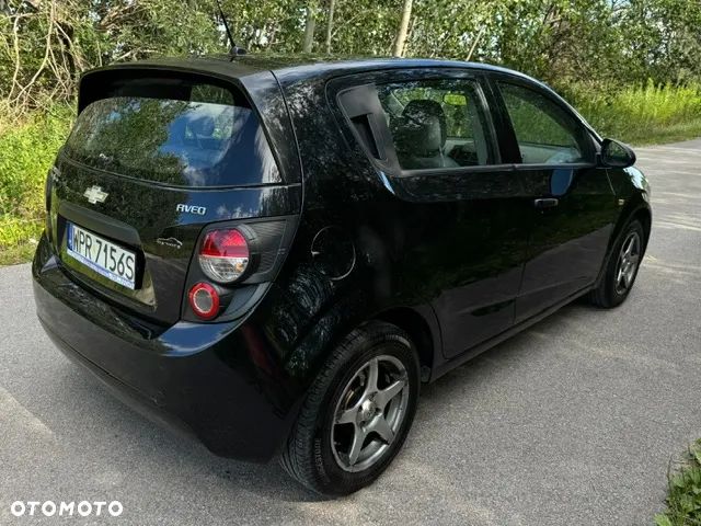 Chevrolet Aveo 1.2 LS - 4