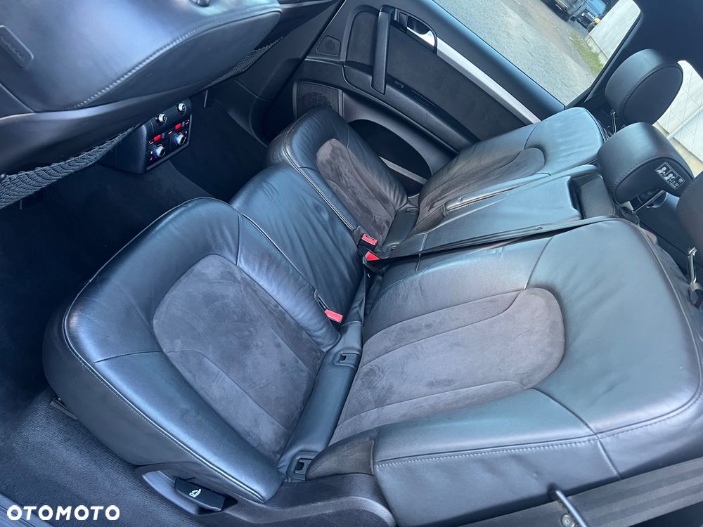 Audi Q7 3.0 TDI DPF clean quattro tiptronic - 31