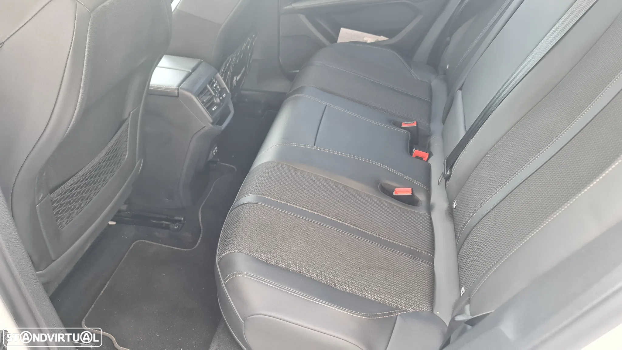 Peugeot 3008 1.6 Hybrid GT Line e-EAT8 - 2