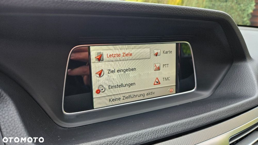 Mercedes-Benz Klasa E 200 T 7G-TRONIC Avantgarde - 32