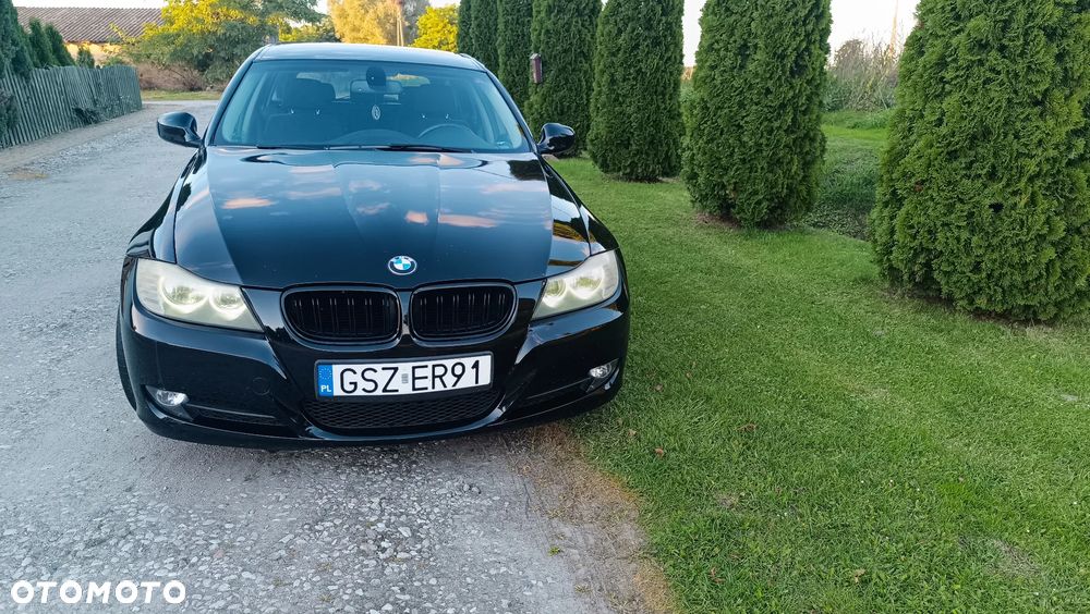 BMW Seria 3 318d Luxury Line - 2