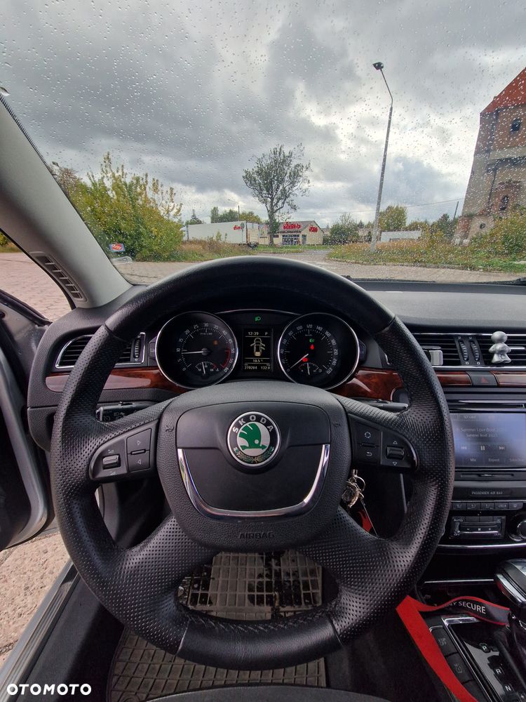Skoda Superb 2.0 TDI Comfort DSG - 12
