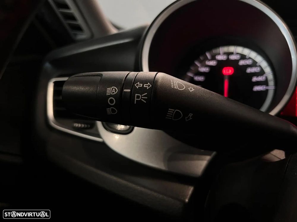 Alfa Romeo Giulietta 1.6 JTDM Exclusive - 28