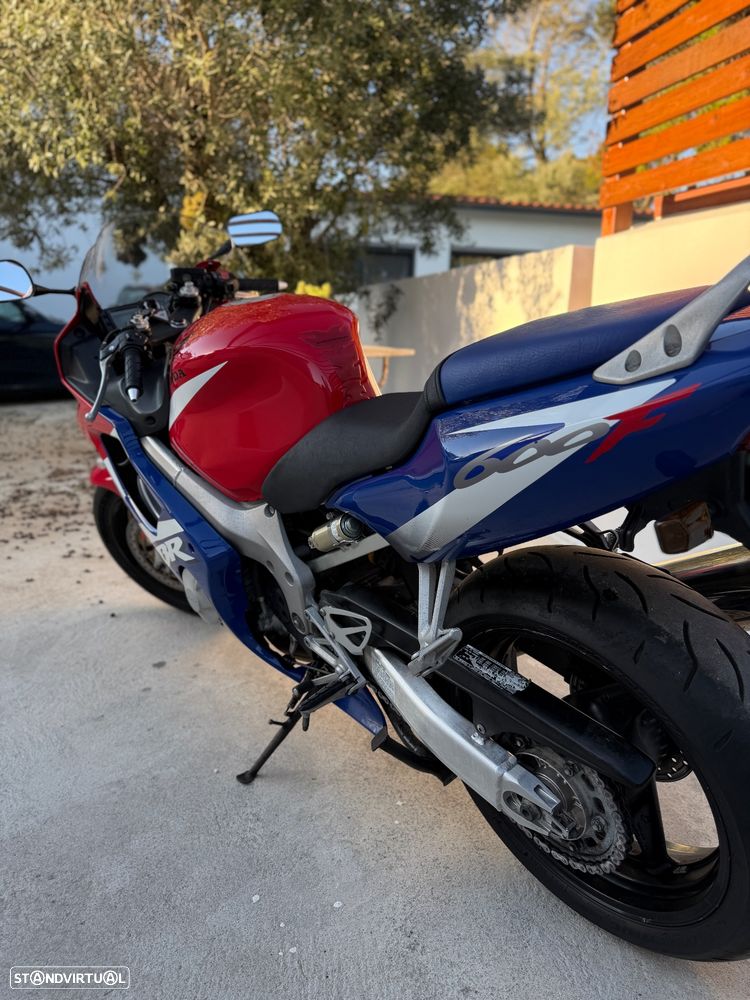 Honda CBR - 5