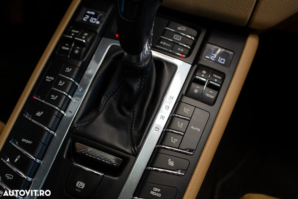 Porsche Macan S PDK - 25