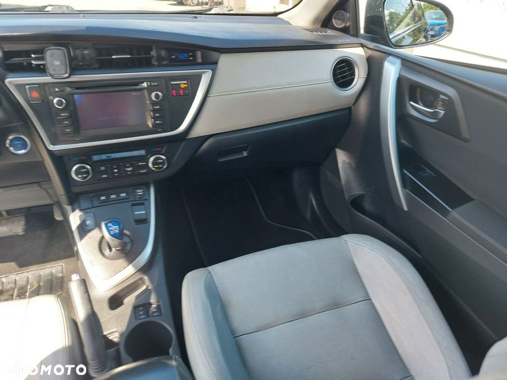 Toyota Auris - 19