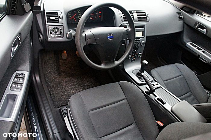 Volvo V50 1.6D DPF DRIVe Kinetic - 17