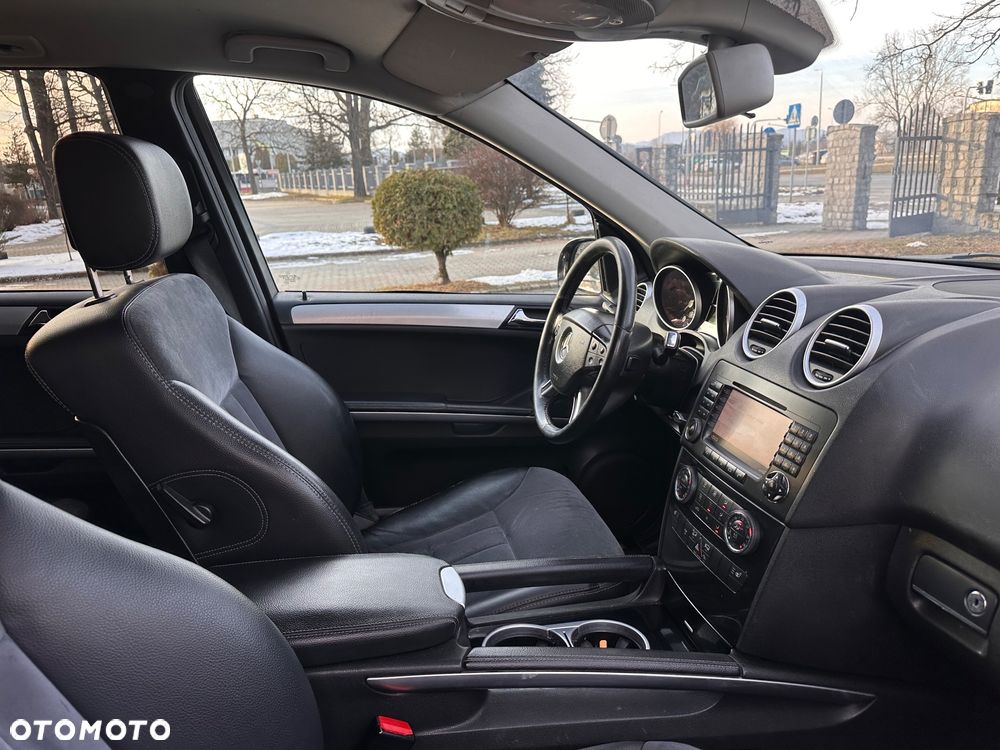 Mercedes-Benz ML 320 CDI 4Matic 7G-TRONIC - 24