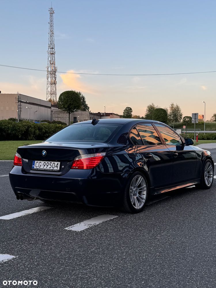 BMW Seria 5 545i - 6