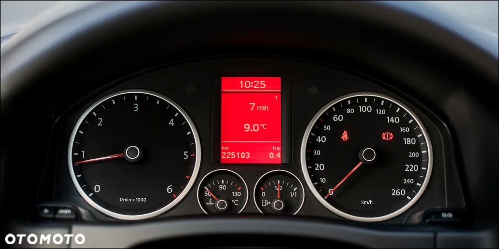 Volkswagen Tiguan - 24