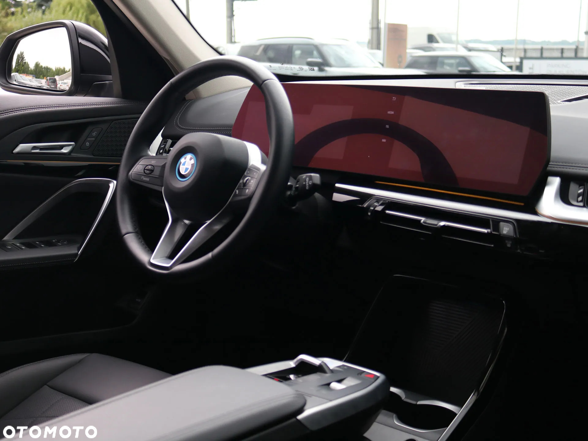 BMW iX1 xDrive30 66.5kWh - 17