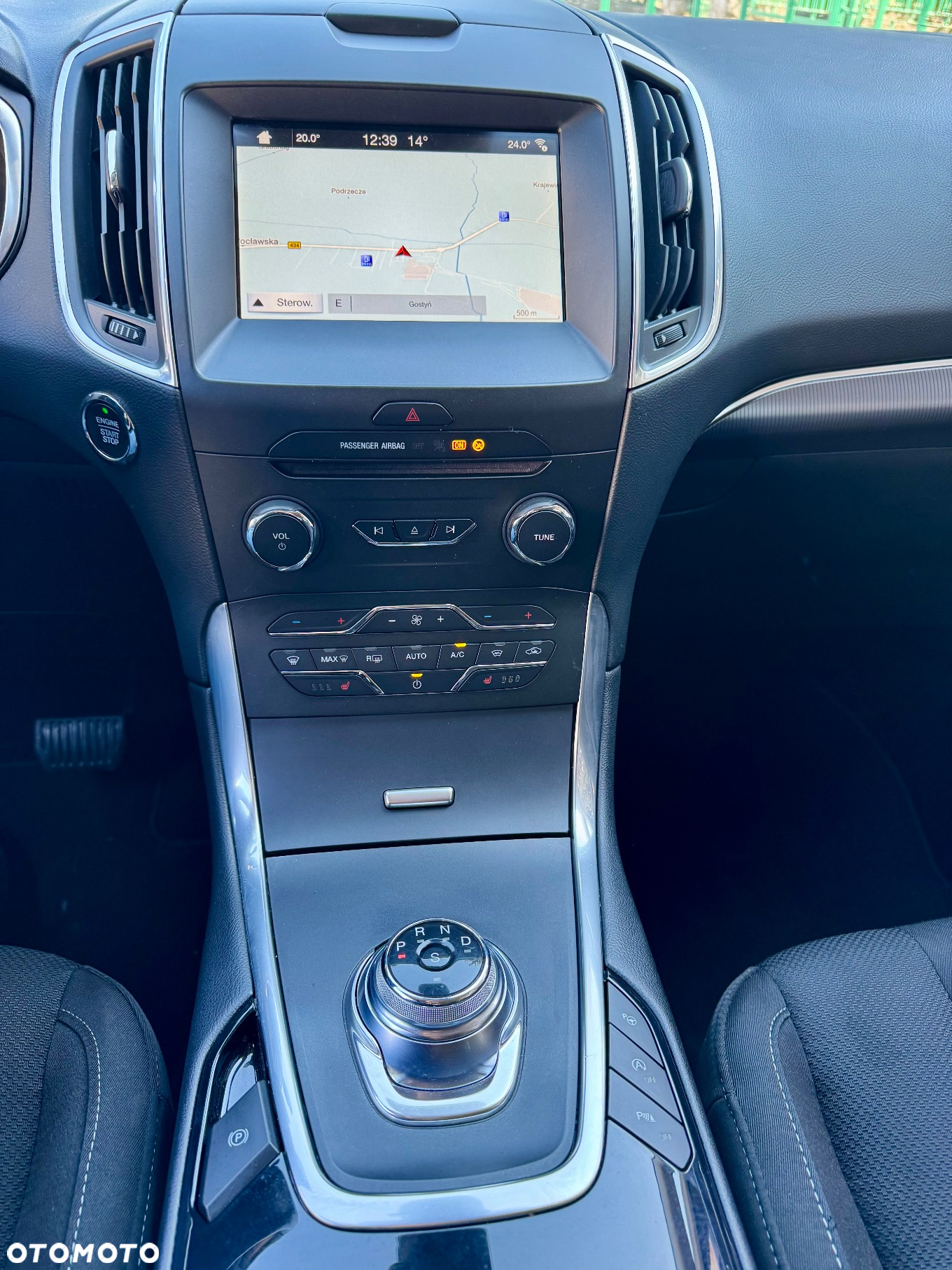 Ford S-Max - 25