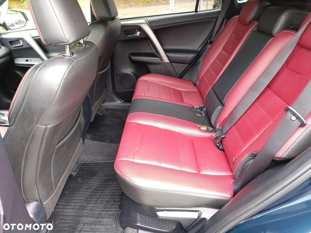 Toyota RAV4 Hybrid Premium 4x4 - 23