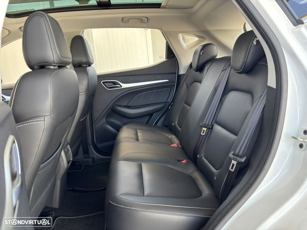 MG ZS EV 44.5 kWh Luxury - 15