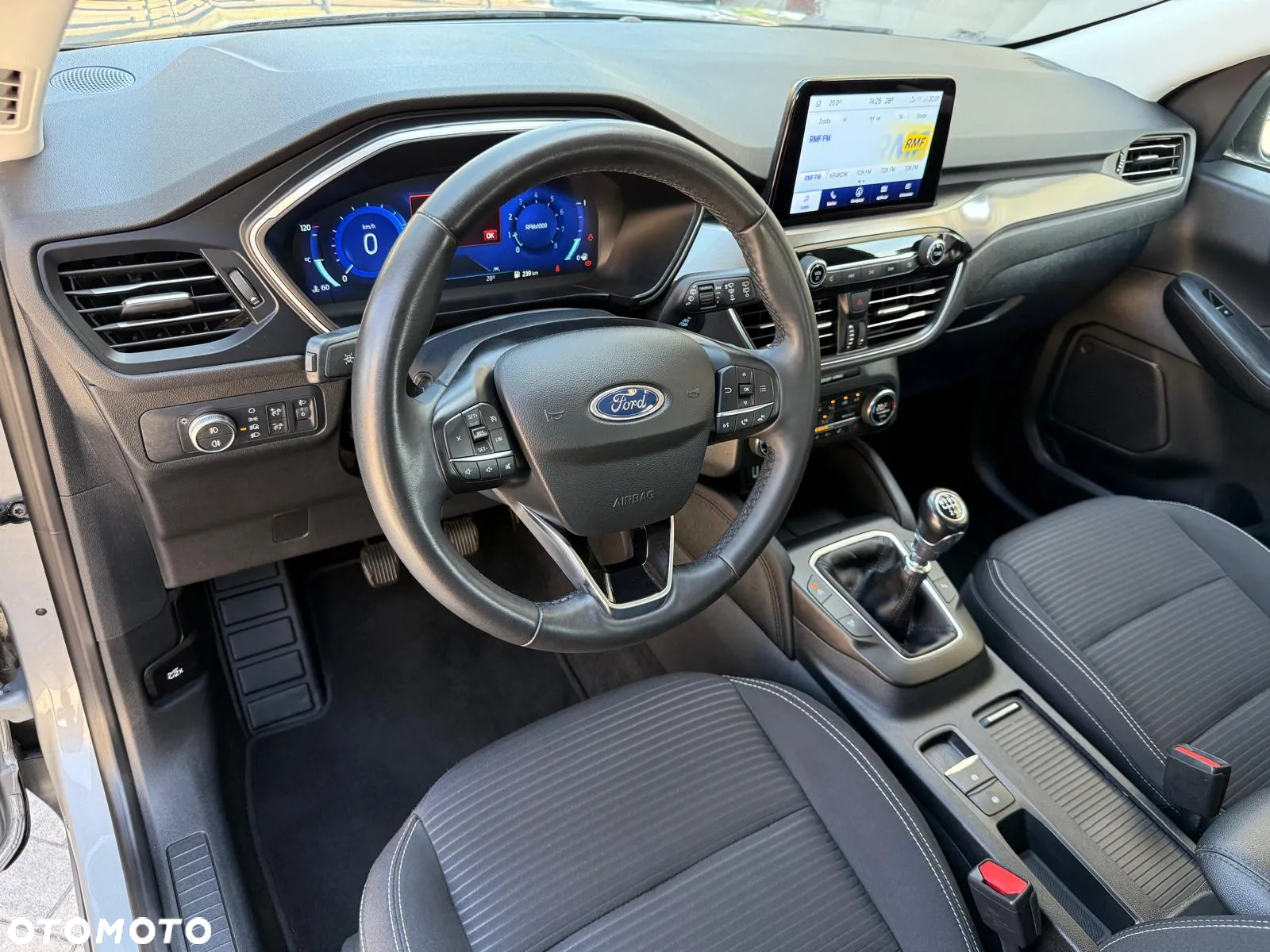 Ford Kuga 1.5 EcoBoost FWD Titanium - 11