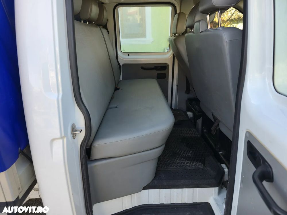 Volkswagen Transporter - 13