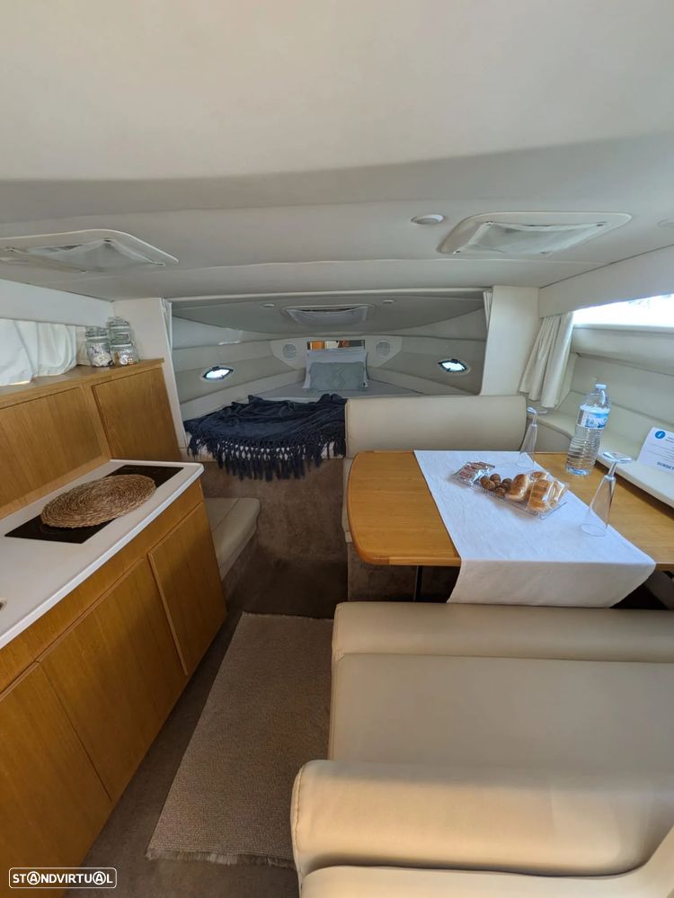 Bayliner Cruiser 285 - 13