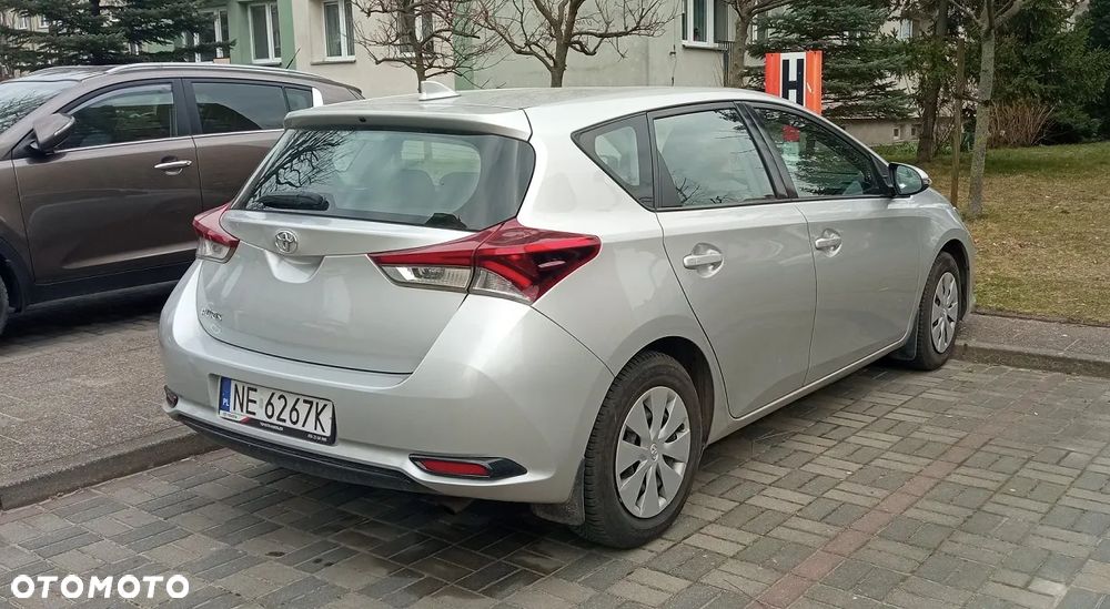 Toyota Auris 1.6 Active - 6