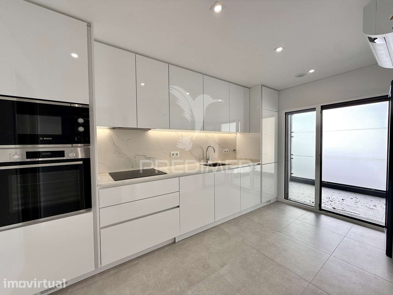 Apartamento T4 - Premium em condomínio privado no Centro de Leiria - Grande imagem: 3/29