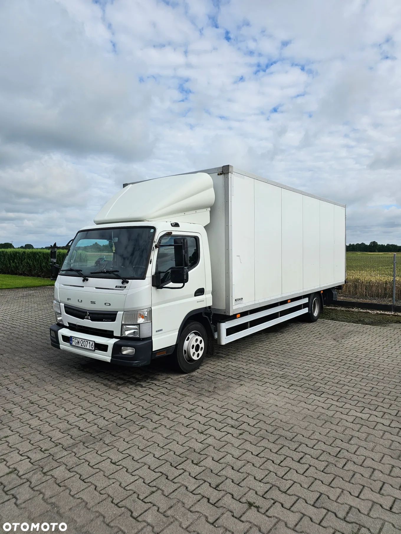 Mitsubishi Canter - 1