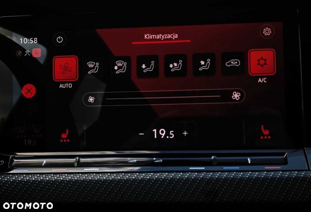 Volkswagen Golf Variant 1.5 eTSI EVO R-Line DSG - 31