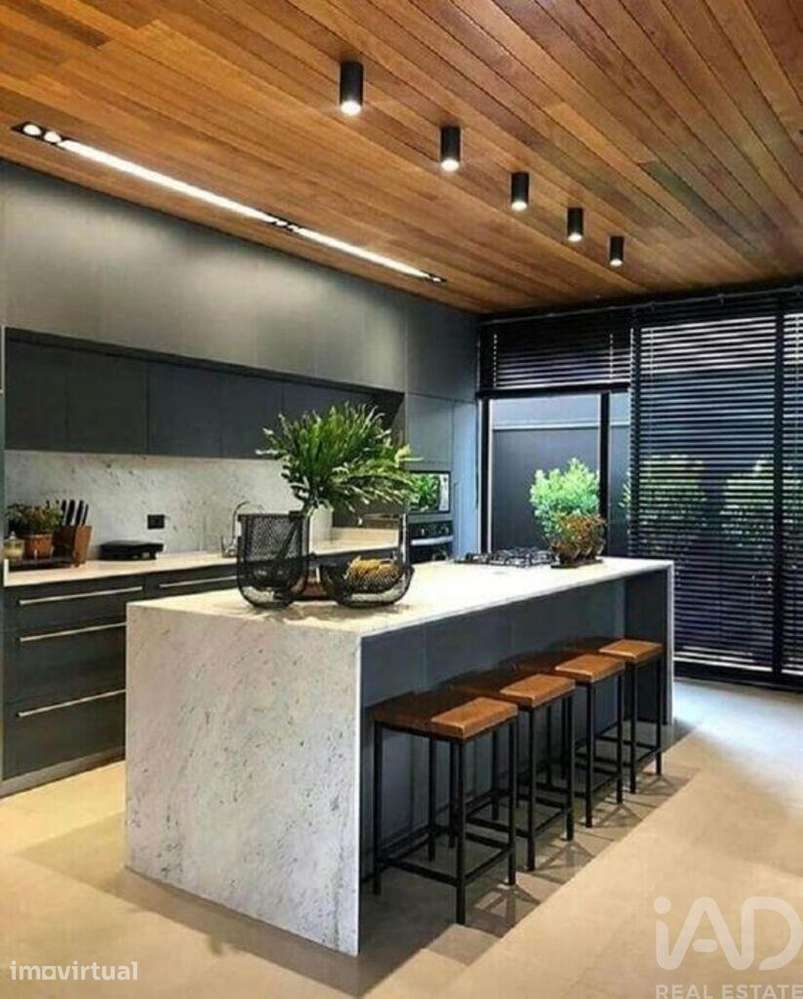 Habitação T3 em Salvaterra de Magos e Foros de Salvaterra de 161,00 m2 - Grande imagem: 2/6