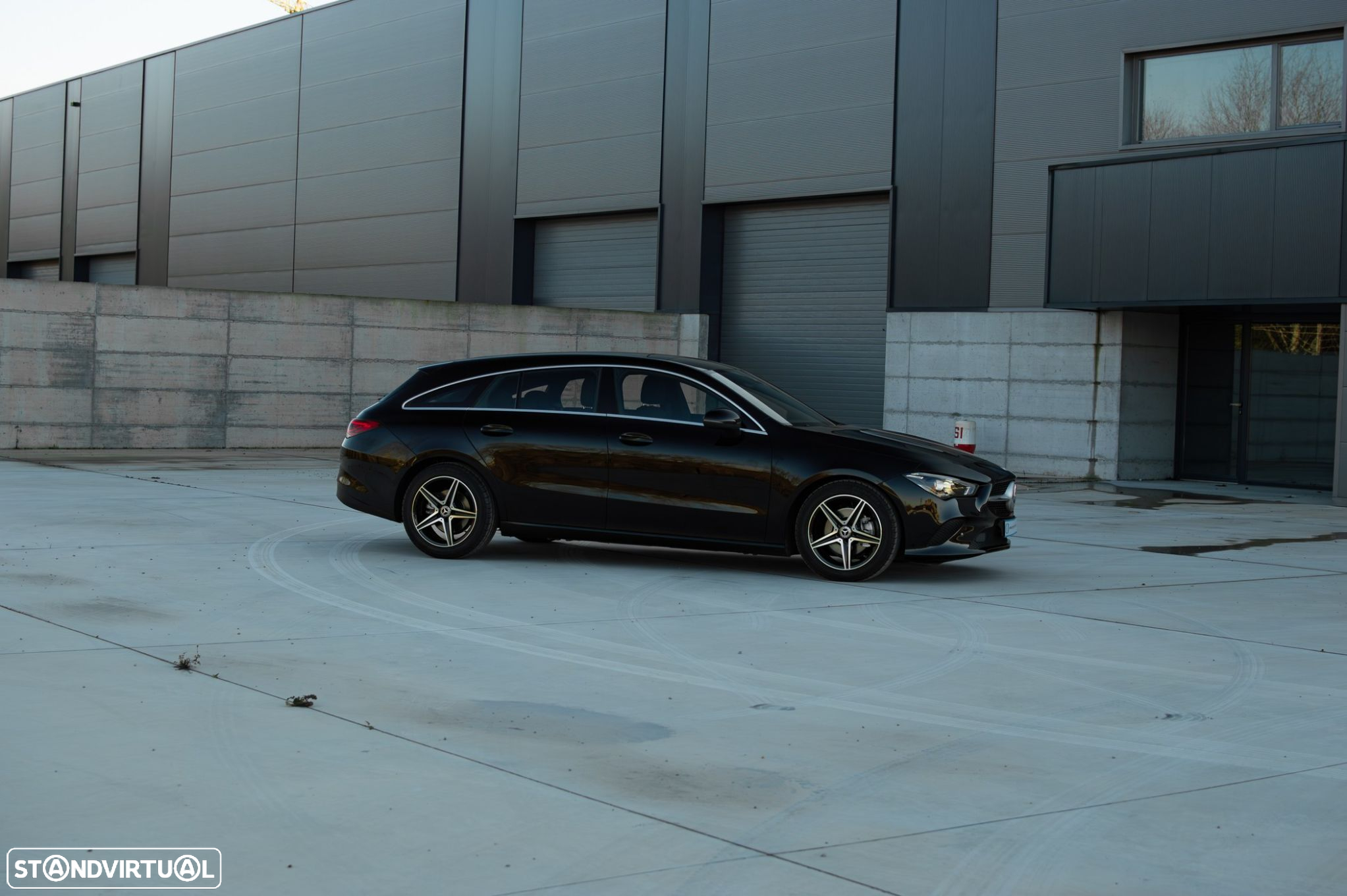 Mercedes-Benz CLA 180 - 51