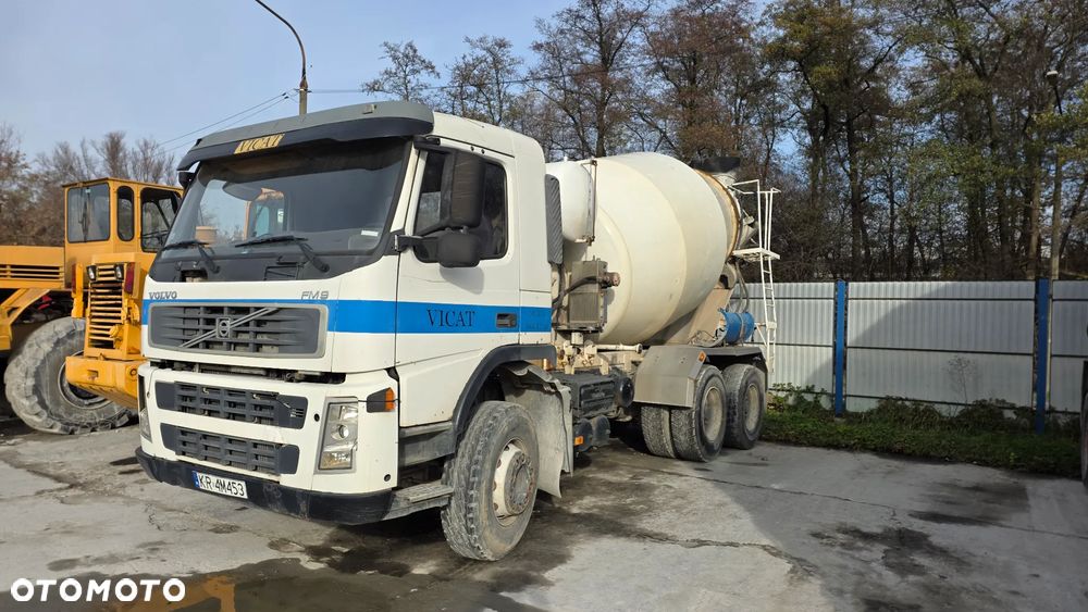 Volvo FM9 6X4 - 1