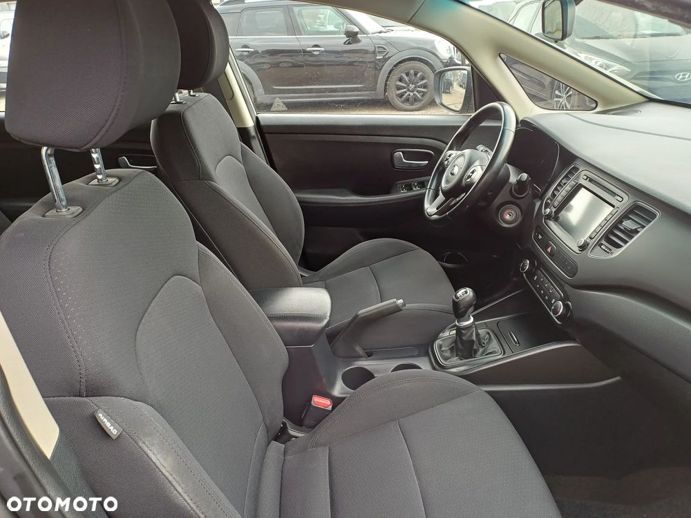 Kia Carens 1.7 CRDi 115 Dream Team Edition - 11
