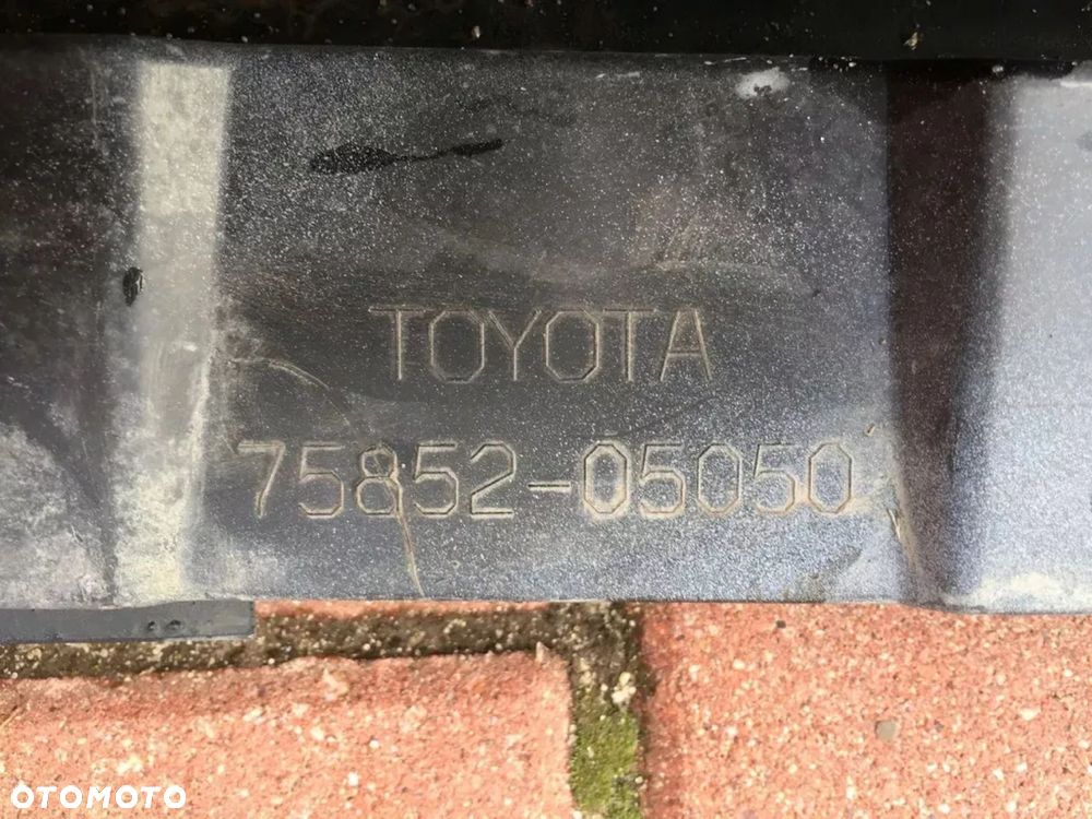 AVENSIS T27 LIFT T29 15- próg listwa progowa lewa - 4