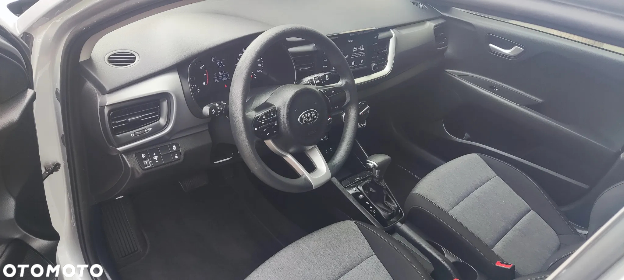 Kia Stonic - 8