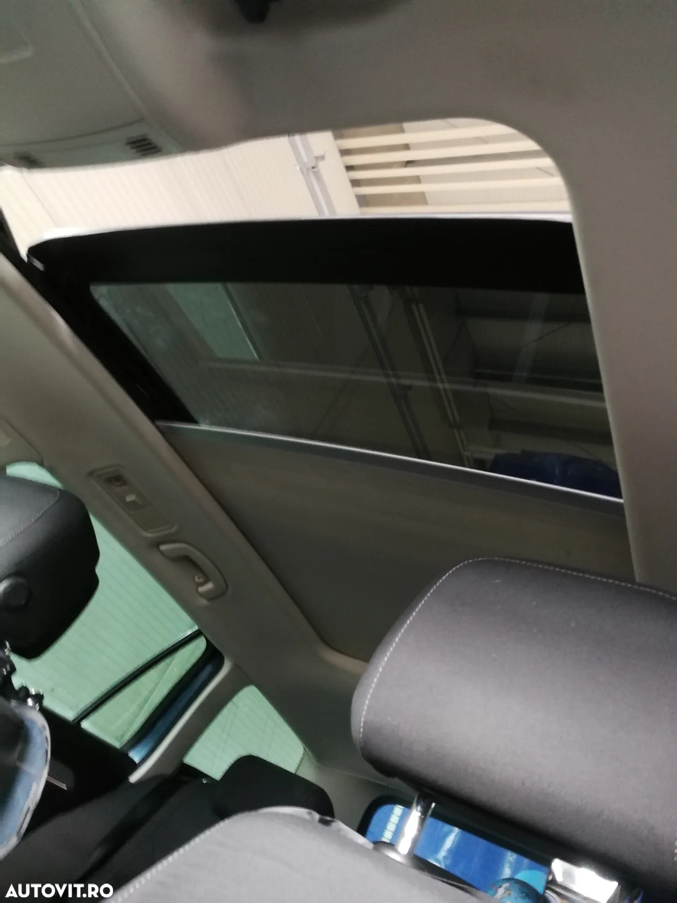 Volkswagen Passat Variant 1.6 TDI SCR DSG Conceptline - 8