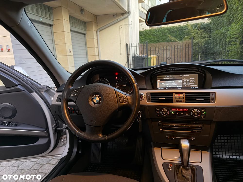 BMW Seria 3 320d DPF - 9