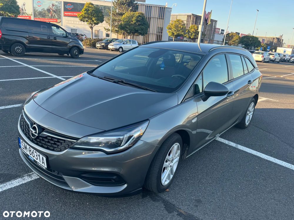 Opel Astra 2020 photo 2