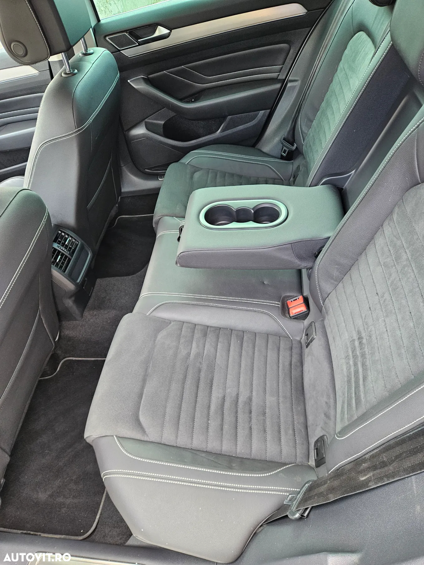 Volkswagen Passat Variant 2.0 TDI DSG (BlueMotion Technology) Highline - 7